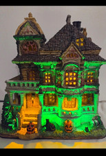 LEMAX Spooky Town Grimsbury Haunted House Lighted Resin Decor Boxed #05609 picture