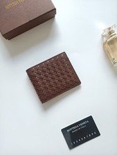 BOTTEGA VENETA Men’s Intrecciato Lambskin Leather Bifold Wallet Brown 743211 picture