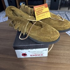 Oglala Sioux Indigenous Indians Moccasins Brown Gold Cowhide Unisex Slippers 8 picture