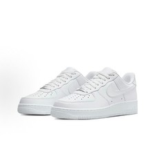 Men's Nike Air Force 1 07 Low Top Classic Sneakers White And Black picture