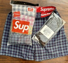Supreme Accessories Lot of 1 Plaid Blue Boxers SS26  & 1 Pair FA Refl. BLK Socks picture