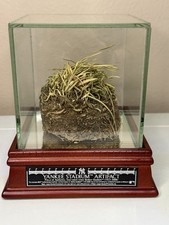 1923-2008 Old YANKEE STADIUM Used Grass/Sod w/ Display Case  - Steiner Sports picture