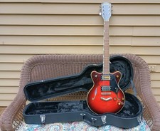 Gretsch G2655 Claret Burst With Gretsch Case picture