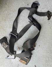 LAND ROVER Defender 90 110 TD5 Front LH and RH Seat Belt Assembly picture