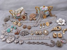 Vintage Jewelry Lot Signed Sarah Coventry Brooches Earrings Necklaces Bracelets picture
