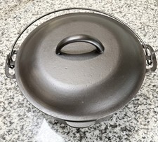 Wagner Ware #8 Cast Iron Dutch Oven With Lid 1268 Sidney O picture