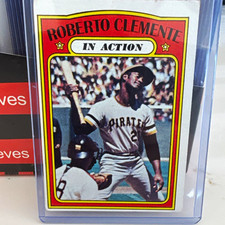 Topps 1972 In Action Roberto Clemente #310 Pittsburgh Pirates Baseball Card picture