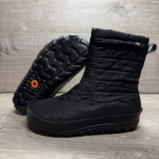 Bogs Snowday II Mid Boots Womens Size 8 Black Waterproof Quilted Insulated picture