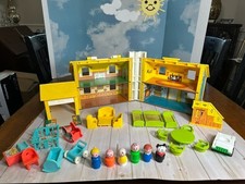 VTG Fisher Price Little People Play Family YELLOW HOUSE 952. COMPLETE. EXTRAS. picture