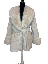 Vav Women’s Faux Fur Coat Size Sm/Med Beige NWT Belted Snap V Neck picture