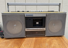 Pioneer SK-350 Runaway Boombox Vintage 80s Dolby l AM, FM /  Working picture