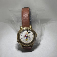 Vintage Lorus Disney Mickey Mouse Watch V421-0020 Need Battery Not Tested picture