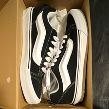 VANS Knu Skool Black/True White Canvas Sneakers Men’s US 11.5 Lace-Up picture