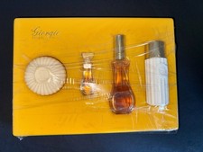 GIORGIO BEVERLY HILLS Extraordinary Perfume Cologne Soap Lotion Gift Set VINTAGE picture