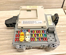 2007 jeep liberty bcm body control module fuse box ( P05026037AH ) 2002-2007 picture