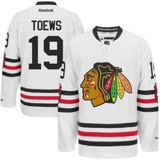 Reebok Jonathan Toews Chicago Blackhawks Winter Classic 2015 jersey FIGHT STRAP picture