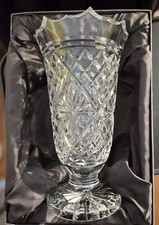 VINTAGE WATERFORD  KING OF MUNSTER CRYSTAL VASE picture