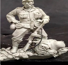 1/16 Resin WWII German DAK Soldier Unassembled Unpainted picture
