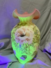Fenton 4855 WL Burmese Diamond Optic Rose  NIB Centennial Collection picture