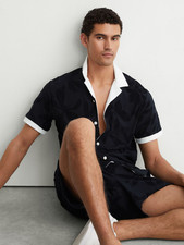Reiss Zuma Towelling-Jacquard Tipped Shirt in Navy picture