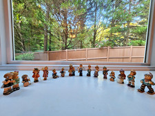 Hummel Goebel Figurines lot of 12 from 1999, 1997, and 1991. Mint Condition picture