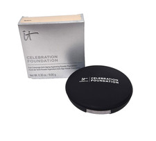 IT CELEBRATION FOUNDATION 0.30oz FULL COVERAGE HYDRATING POWDER in MEDIUM picture