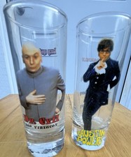 Vintage 1999 Austin Powers Tall Shooter Shot Glasses Pair-Dr. Evil & Austin picture