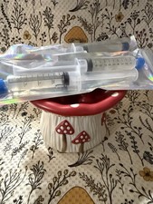 mushroom liquid culture syringe picture