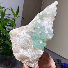 2.62LB Rare transparent blue-purple cubic fluorite mineral crystal sample/China picture