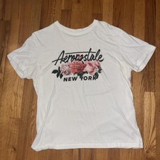 Aeropostale Men's White Tshirt picture