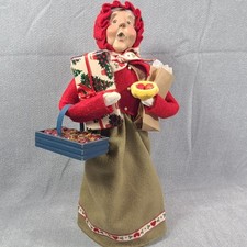 Byers' Choice Caroler 12