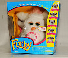 Rare 2005 Furby Strawberry Milk Emoto-tonic Vintage picture
