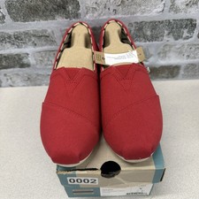 Tom’s Women Classic Flat Shoe Red Loafers Canvas Size 8 Slip On Alpargata NWT picture