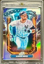 Aaron Judge RARE SPACE CHROME REFRACTOR INVESTMENT CARD  TOPPS YANKEES MVP MINT picture