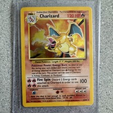 Pokémon TCG Base Set Unlimited Charizard Holo 4/102 MP picture