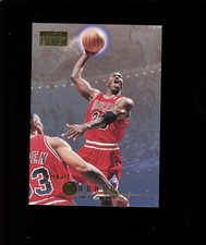 Michael Jordan 1996-97 Skybox Premium #16 Chicago Bulls picture