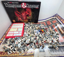 VTG 1991 TSR Dungeons & Dragons D&D Board Game 1070 (READ) & 160+ Pawns / Extras picture