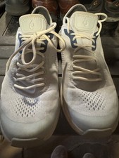 OluKai Kaholo Men’s Size 11 Gray White Athletic Running Shoes 10512-VPVP picture
