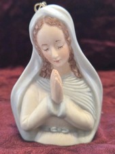 Mary Madonna Prayer Vintage Figurine Display Serene Beautiful Jesus Vintage picture