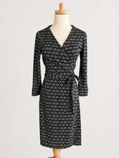 Classic NWOT Diane Von Furstenberg DVF W 8 Silk Quiet Luxury picture