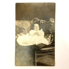 ANTIQUE AZO RPPC DIVIDED UNPOSTED  NEW BORN BABY POSING FOR PHOTO picture