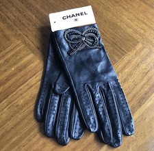 RARE Chanel NWT Lambskin Leather Swarovski Gloves picture