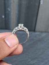 Gorgeous 14k White Gold Diamond Ring With 7 Natural Diamond Stone Size 6 picture