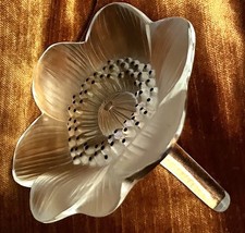 Vintage Lalique Anemone Sculpture Paperweight Crystal Flower picture