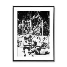 1980 Winter Olympics Team USA Hockey After Victory Black & White Wall Art Poster picture
