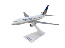 Flight Miniatures Continental (91-10) 737-700 1:200  Scale Model Airplane  picture