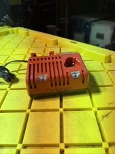 Milwaukee m12/m18 battery charger 48-59-1812  12v-18v picture