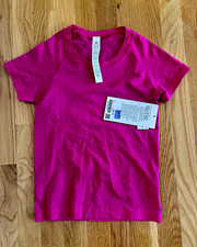 Lululemon Swiftly Tech 2.0 Pink Flare Short Sleeve, Race Length, NWT, Size 2 picture