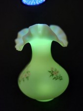 VTG FENTON Custard Glass Ruffled Rim Vase Pink Flowers UV  Glows Signed 7