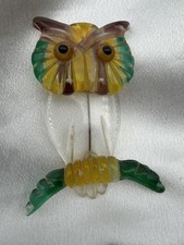 Vintage Hand Carved Lucite Owl On Branch Brooch Bin Multicolor 1940s-1950s 3
